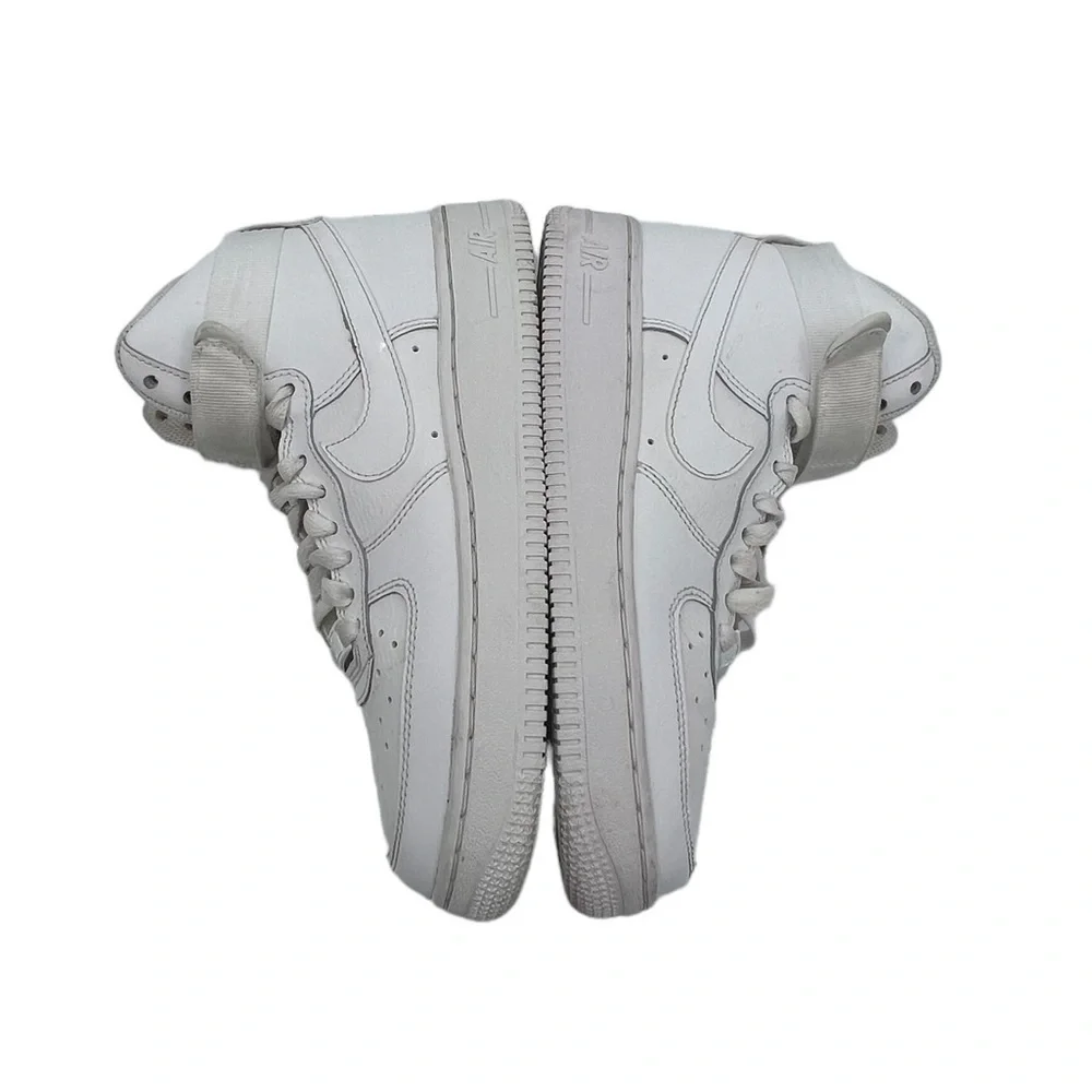 Nike White Air Force 1 LE High Top Sneakers Size 5 Youth